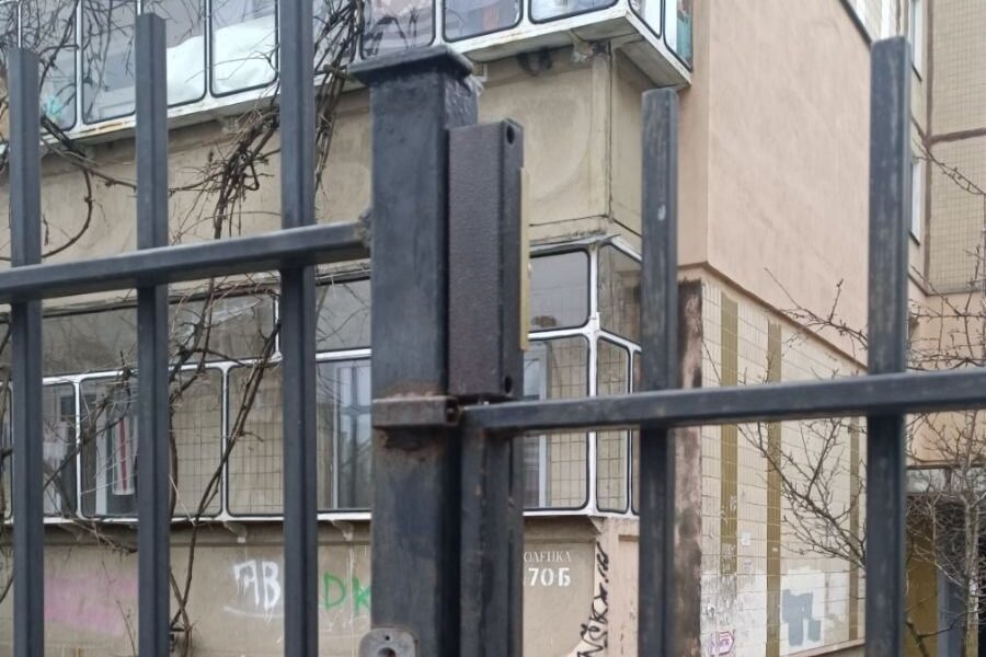 Заміна замку на хвіртці